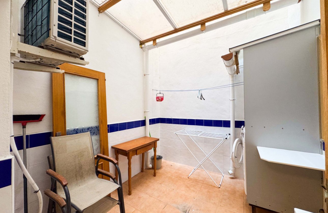 Használt ingatlanok - Apartman / lakás -
Torrevieja - La Mata