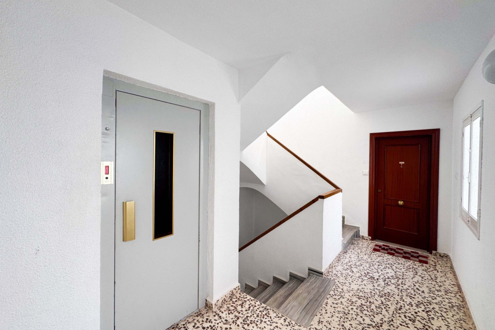 Használt ingatlanok - Apartman / lakás -
Torrevieja - La Mata