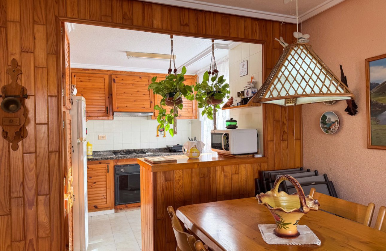 Használt ingatlanok - Apartman / lakás -
Torrevieja - La Mata