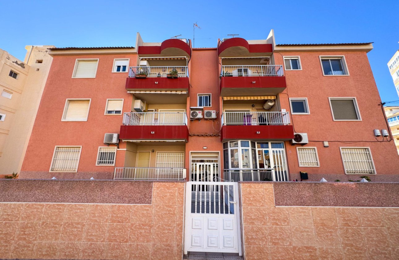 Használt ingatlanok - Apartman / lakás -
Torrevieja - La Mata