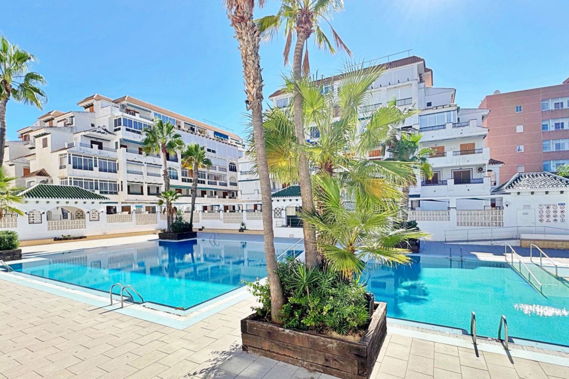 Használt ingatlanok - Apartman / lakás -
Torrevieja - La Mata