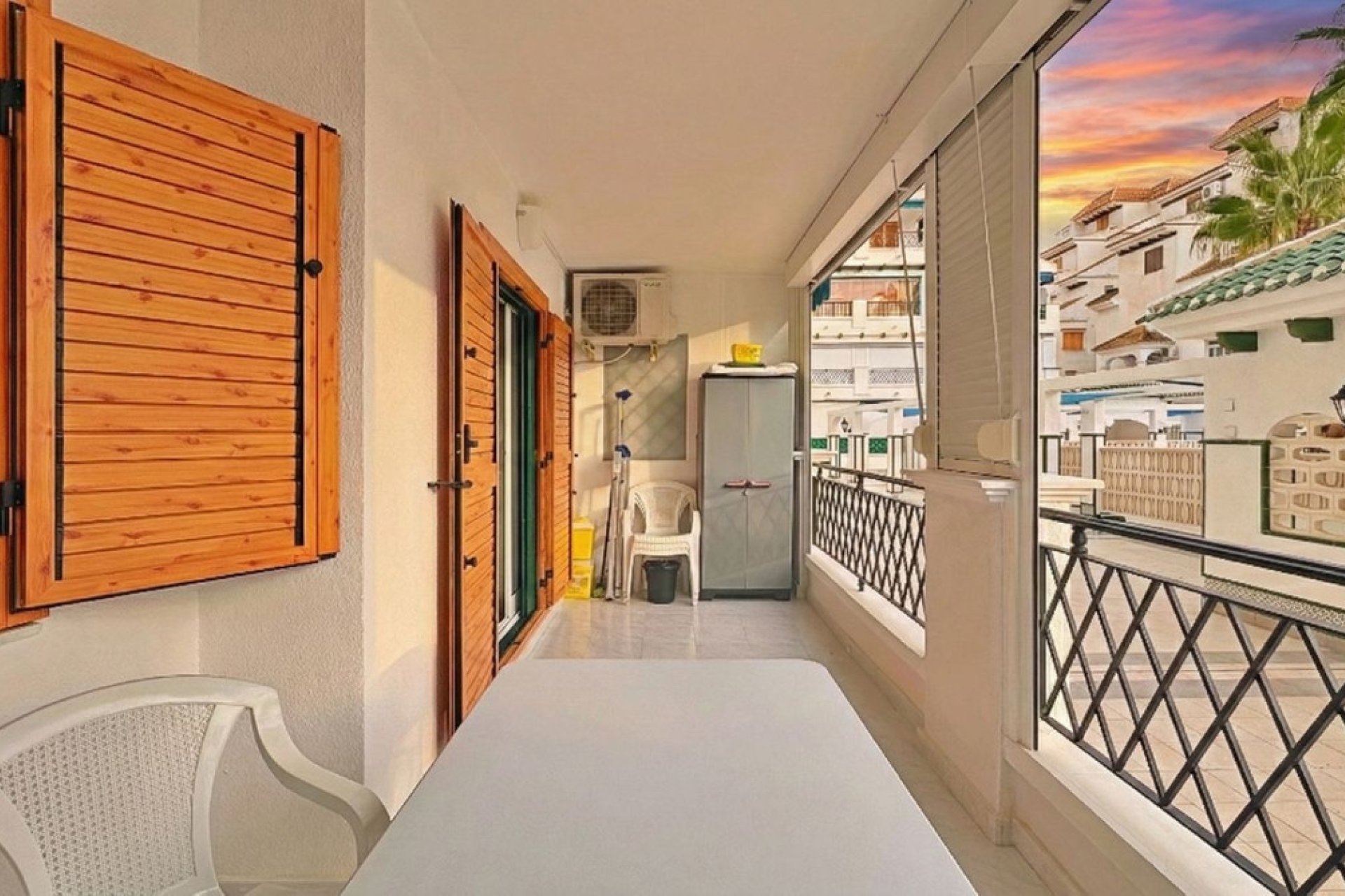 Használt ingatlanok - Apartman / lakás -
Torrevieja - La Mata