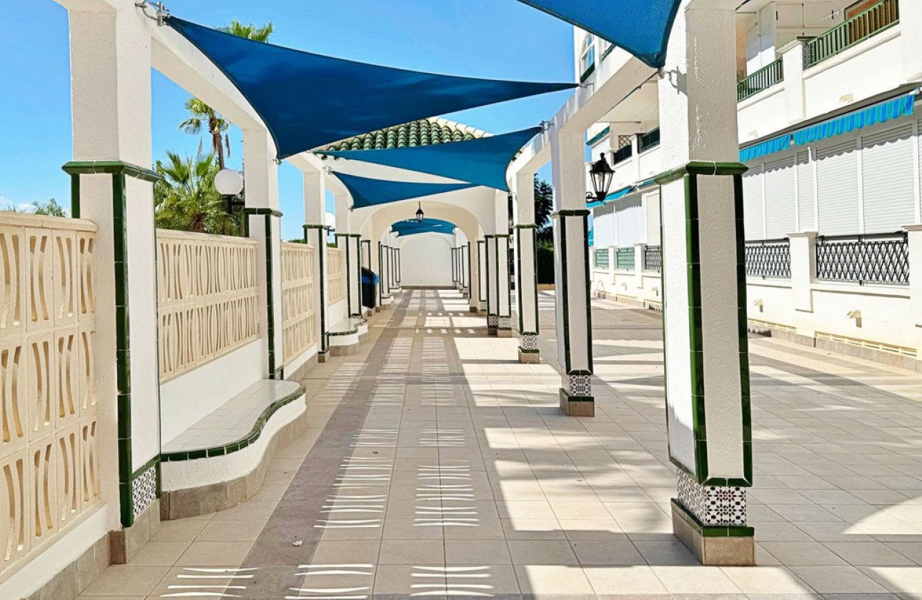 Használt ingatlanok - Apartman / lakás -
Torrevieja - La Mata