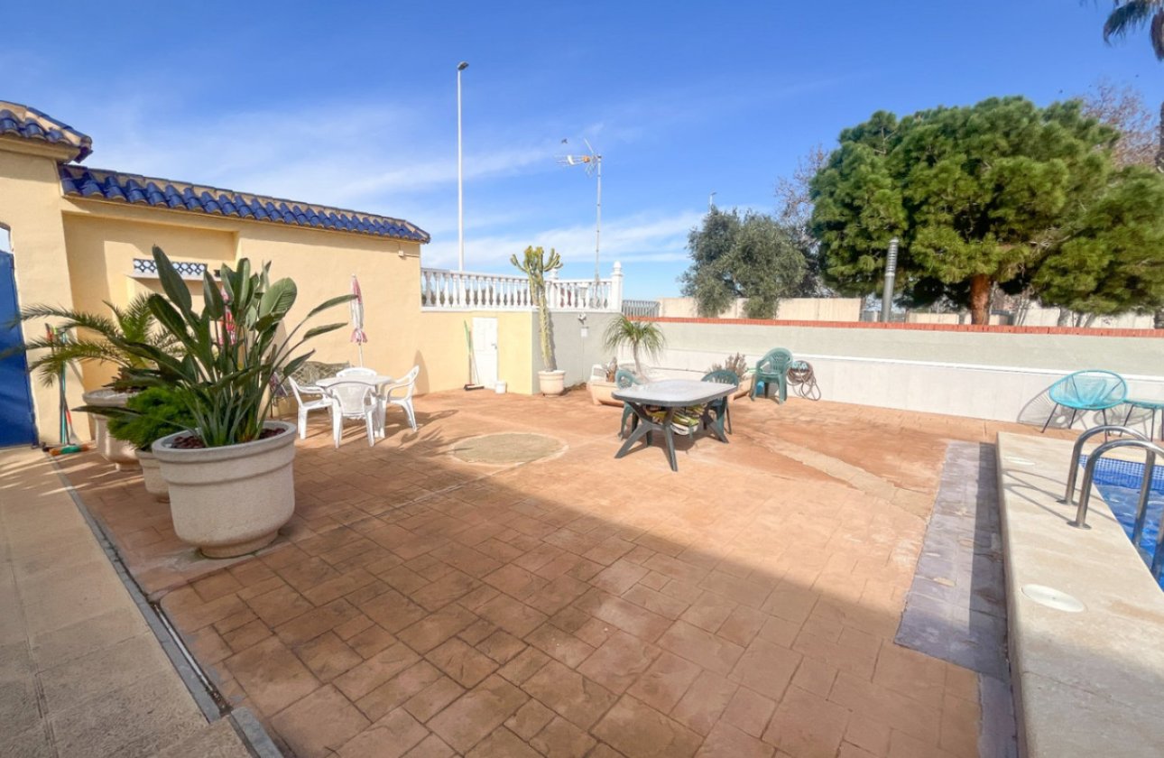 Használt ingatlanok - Apartman / lakás -
Torrevieja - La Mata