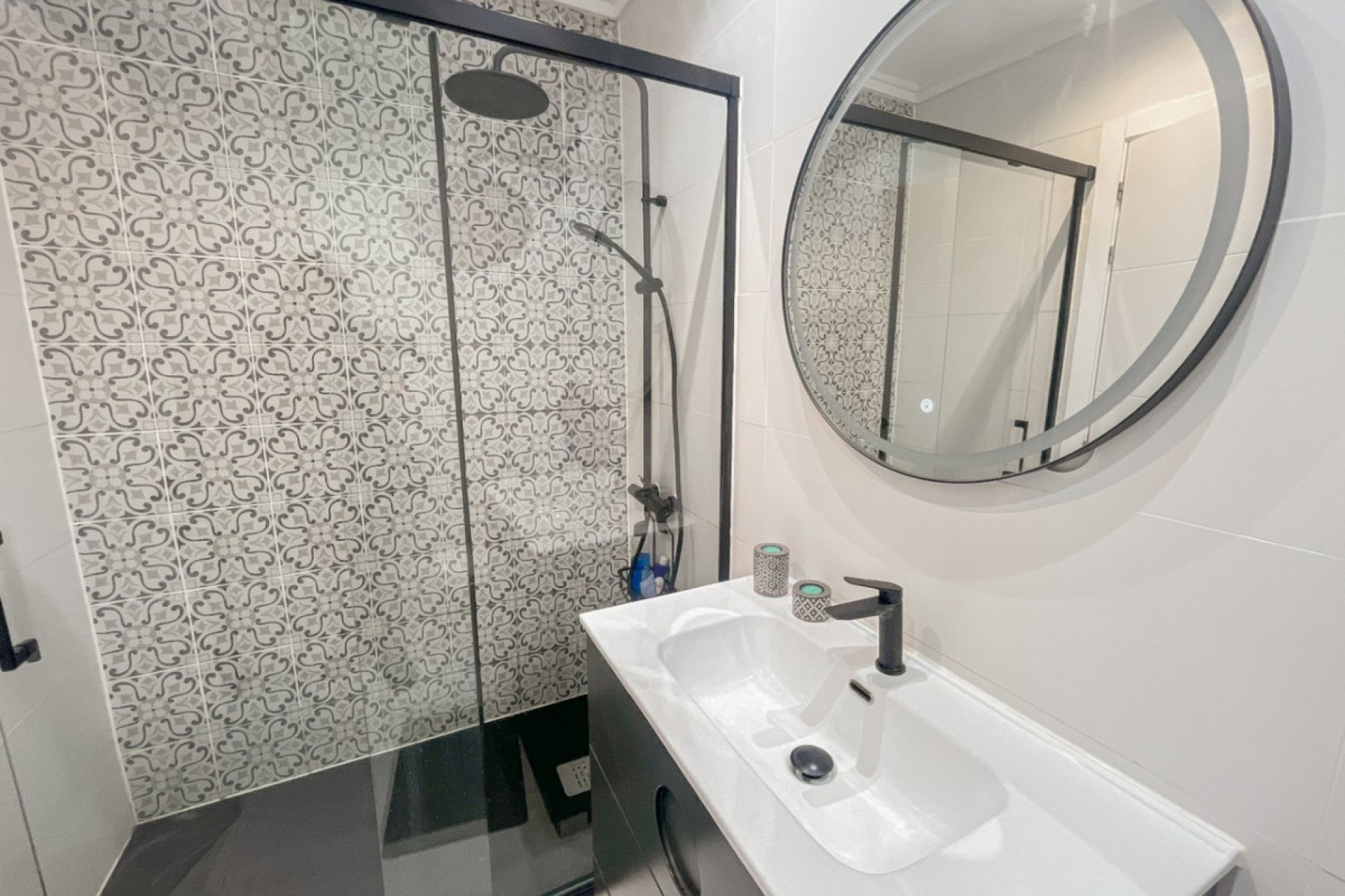 Használt ingatlanok - Apartman / lakás -
Torrevieja - La Mata