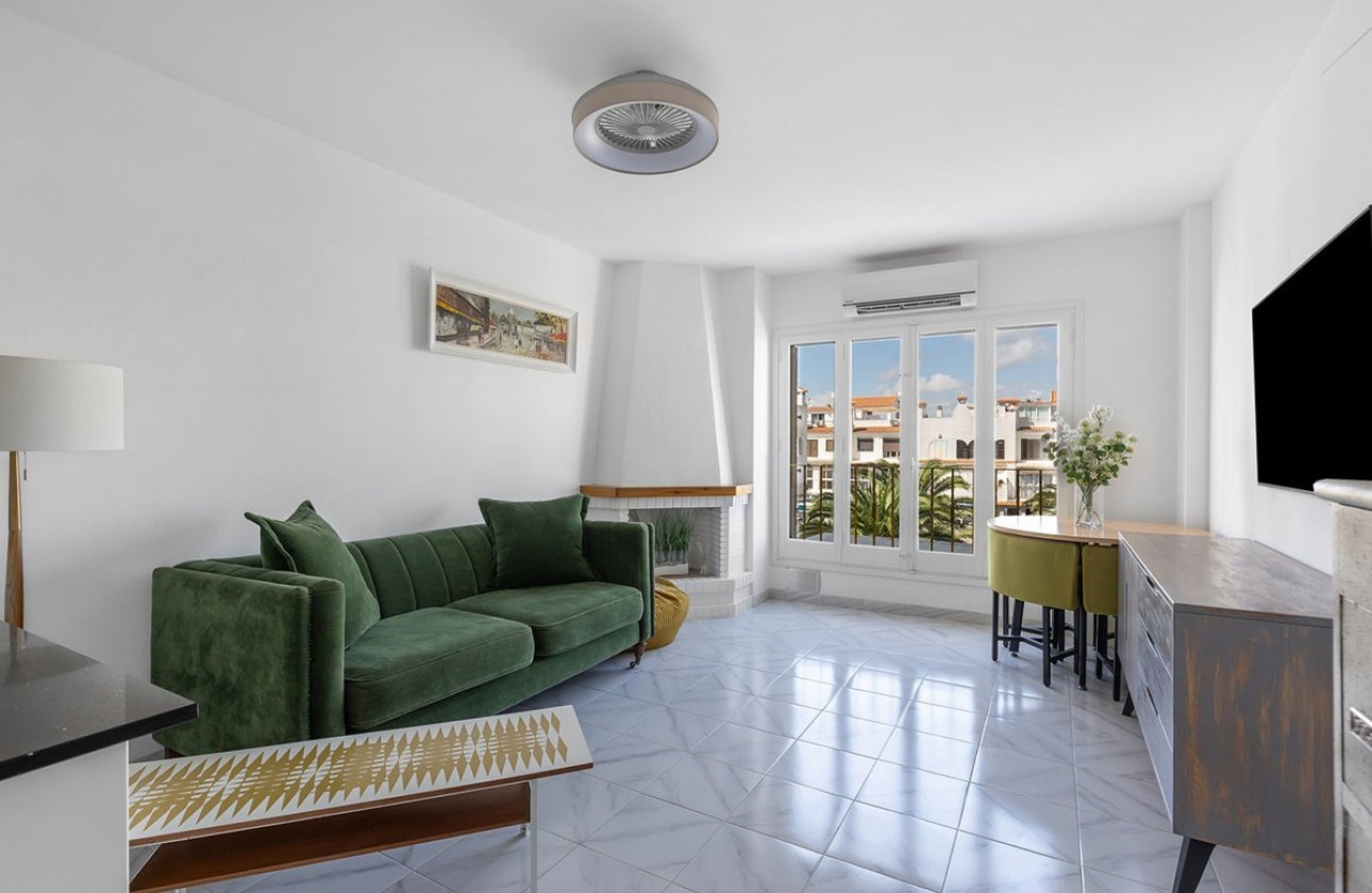 Használt ingatlanok - Apartman / lakás -
Torrevieja - La Mata