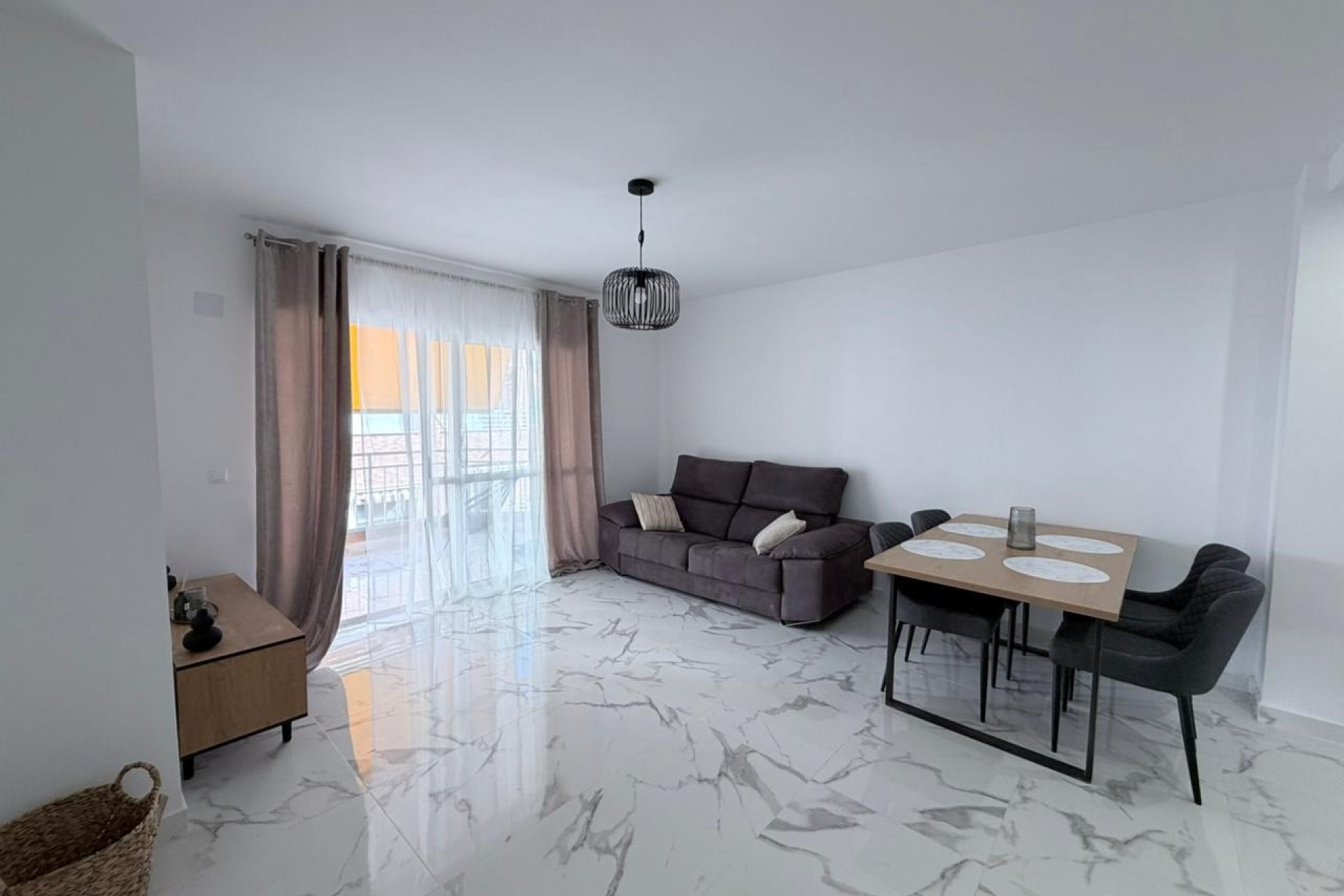 Használt ingatlanok - Apartman / lakás -
Torrevieja - Playa del Cura