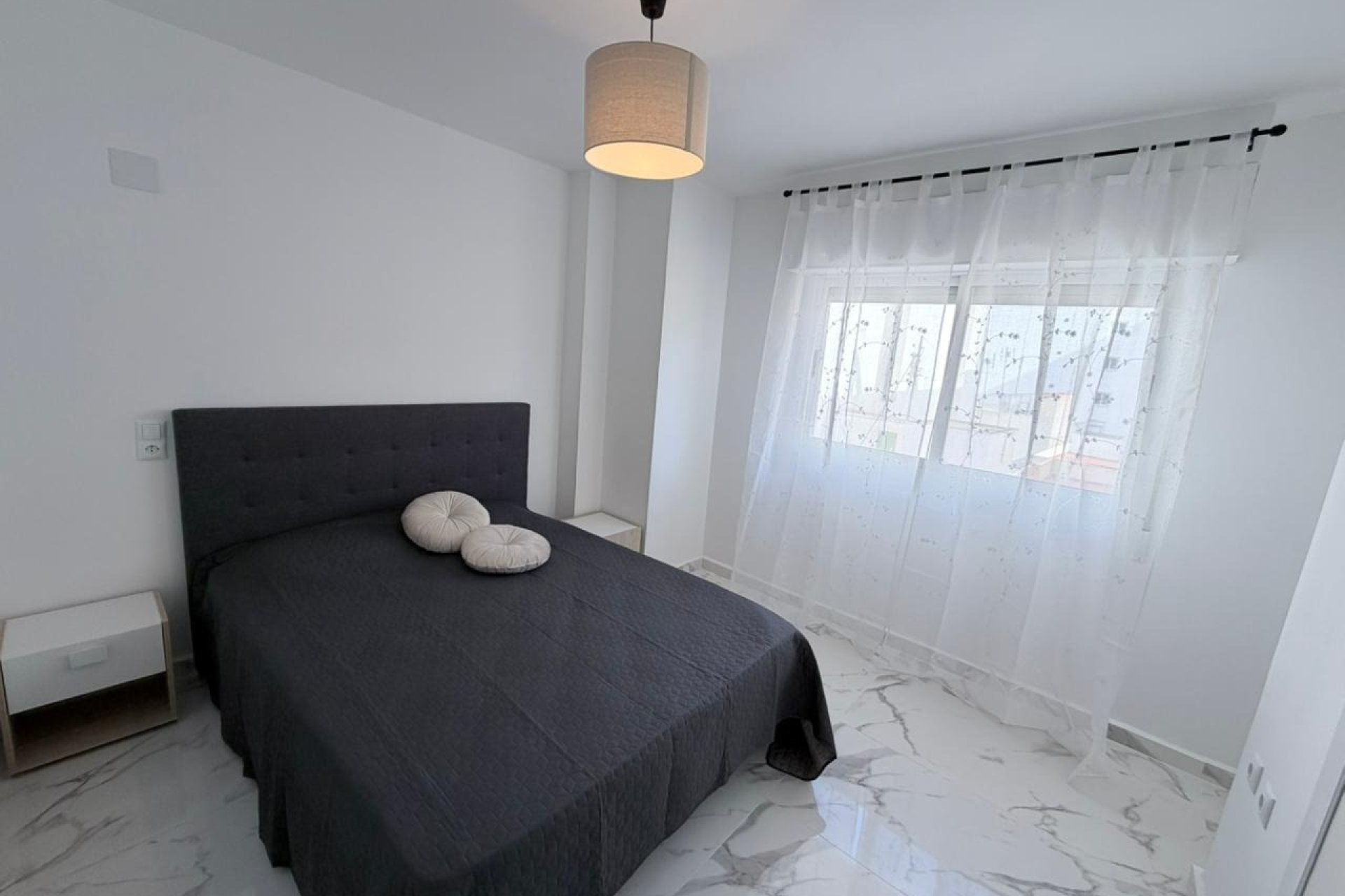Használt ingatlanok - Apartman / lakás -
Torrevieja - Playa del Cura