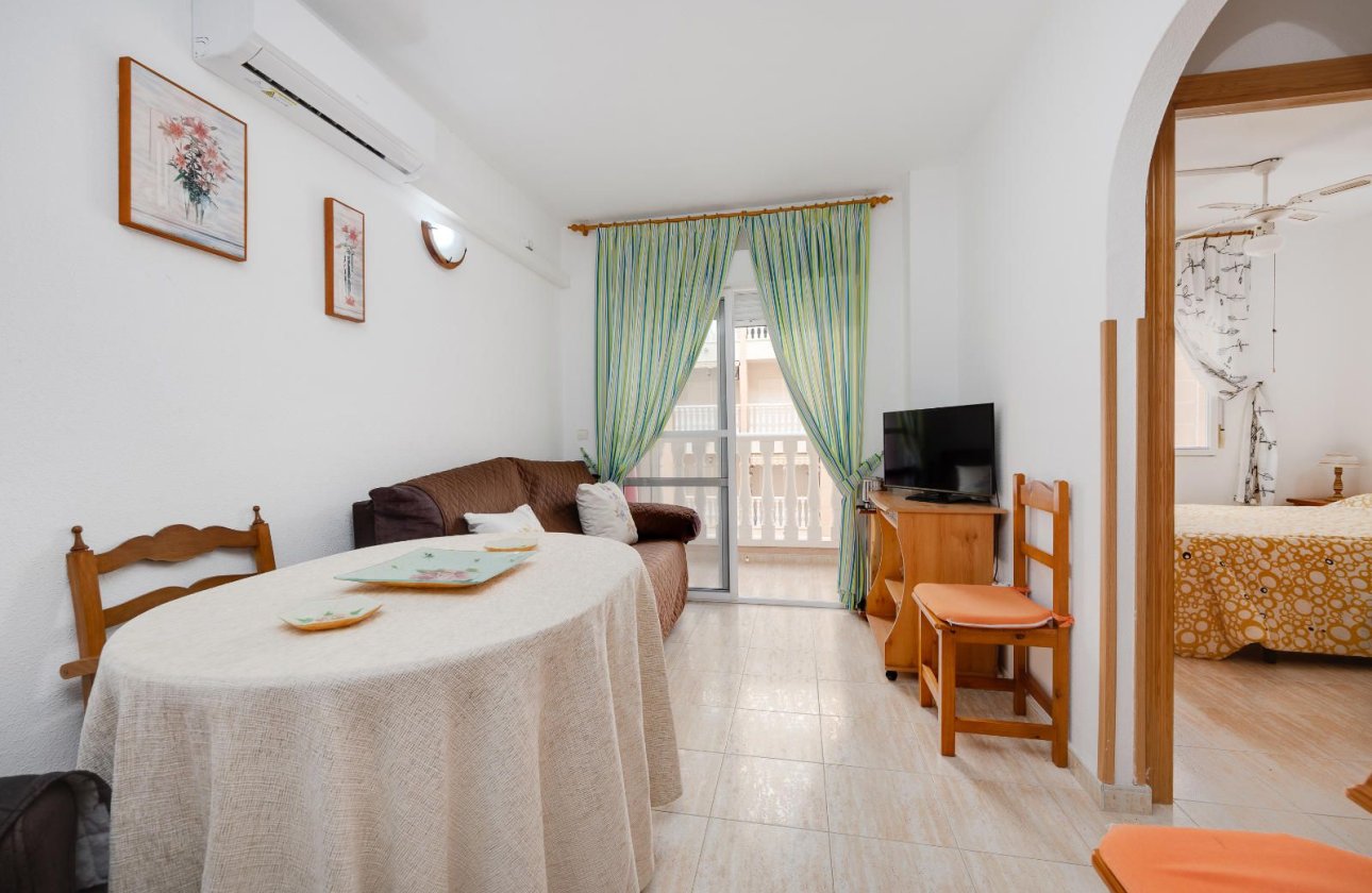 Használt ingatlanok - Apartman / lakás -
Torrevieja - Playa del Cura