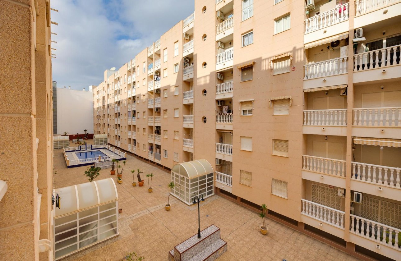 Használt ingatlanok - Apartman / lakás -
Torrevieja - Playa del Cura