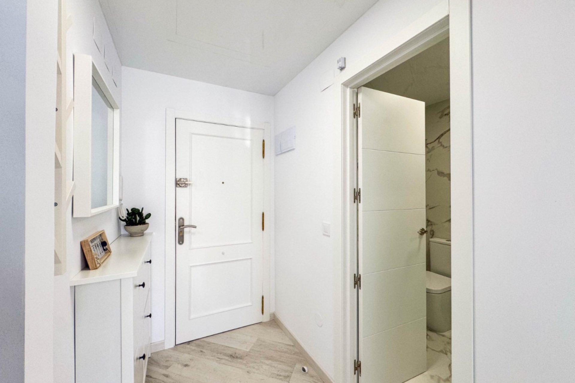 Használt ingatlanok - Apartman / lakás -
Torrevieja - Playa del Cura