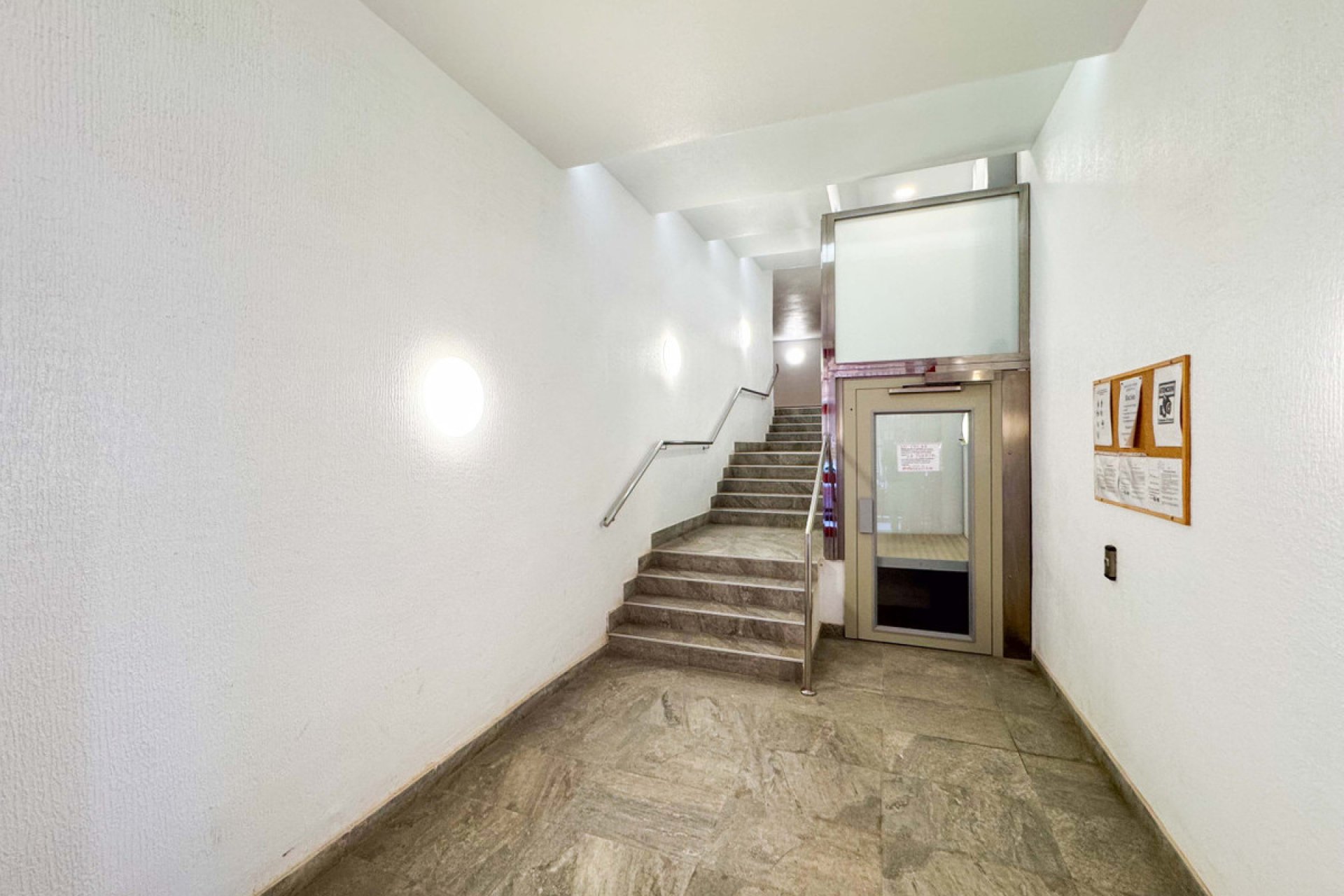 Használt ingatlanok - Apartman / lakás -
Torrevieja - Playa del Cura