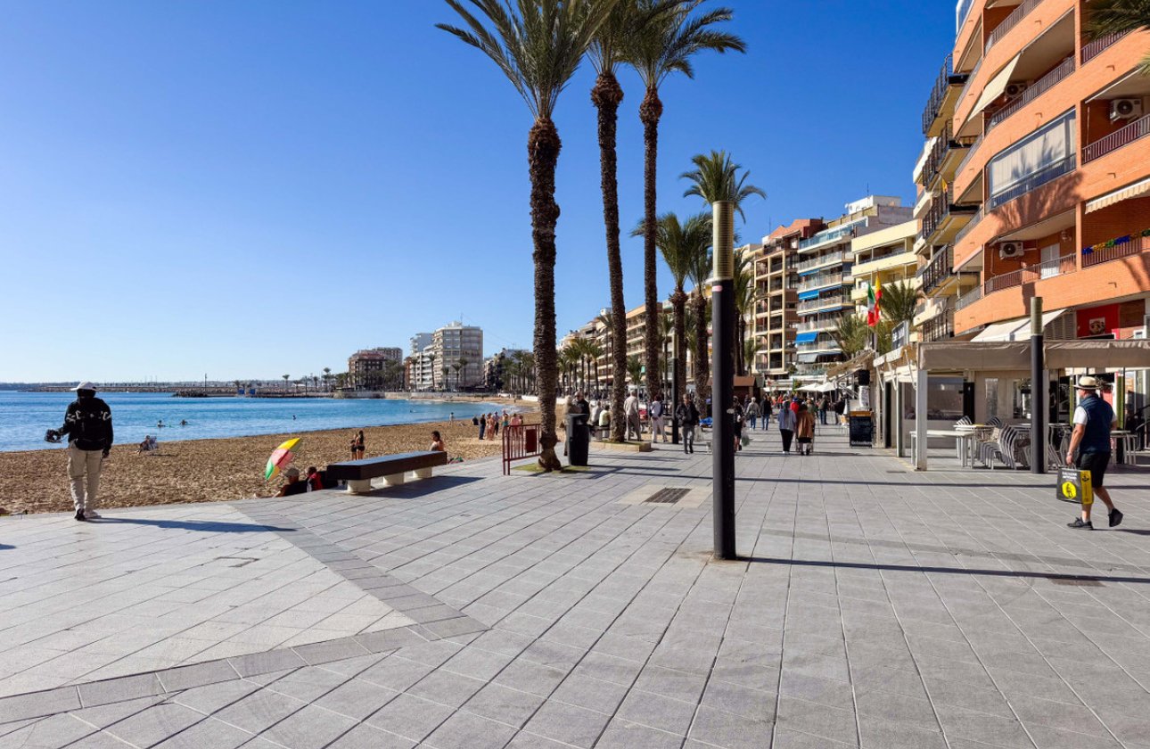 Használt ingatlanok - Apartman / lakás -
Torrevieja - Playa del Cura