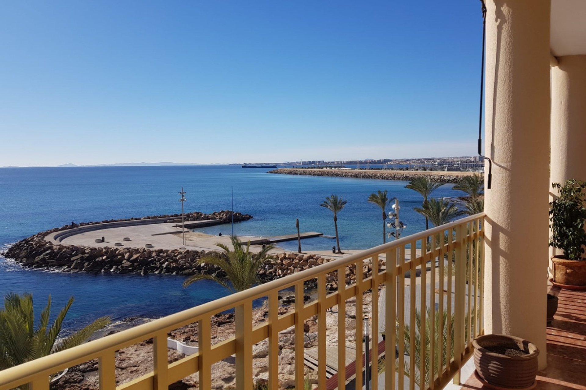 Használt ingatlanok - Apartman / lakás -
Torrevieja - Playa del Cura