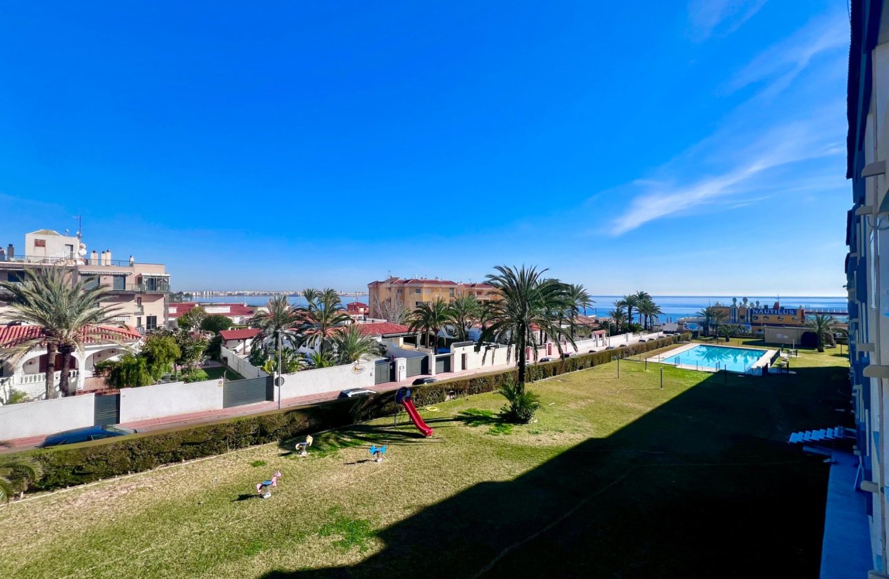 Használt ingatlanok - Apartman / lakás -
Torrevieja - Punta Prima