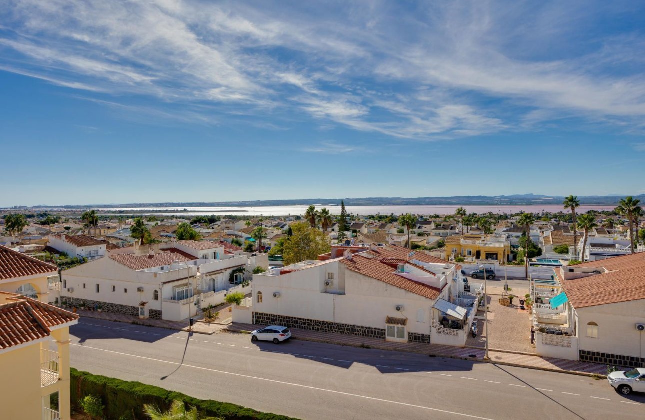 Használt ingatlanok - Apartman / lakás -
Torrevieja - San Luis