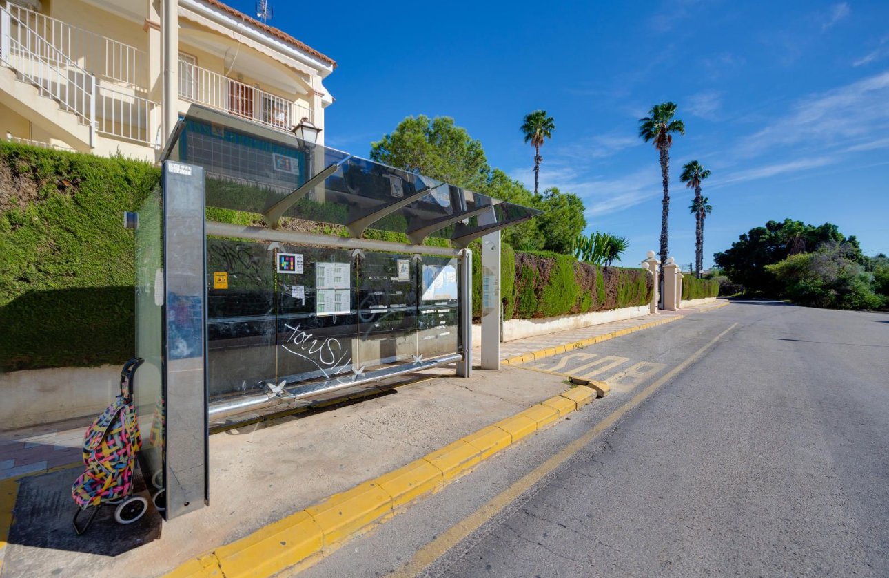 Használt ingatlanok - Apartman / lakás -
Torrevieja - San Luis