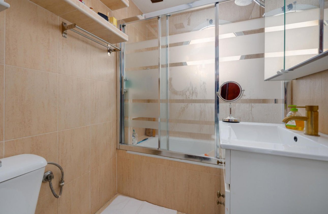 Használt ingatlanok - Apartman / lakás -
Torrevieja - San Luis