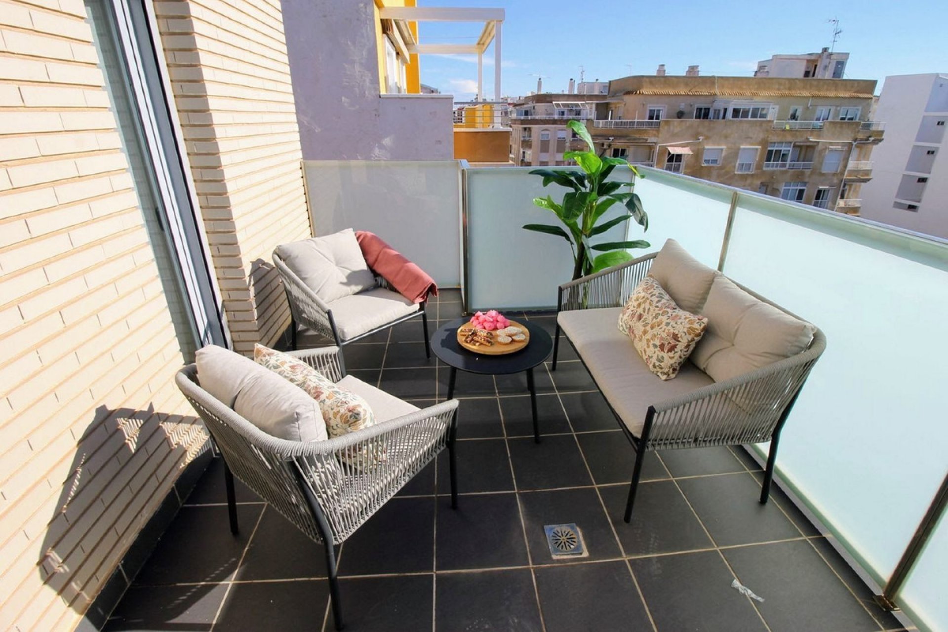 Használt ingatlanok - Apartman / lakás -
Torrevieja - Torrevieja Centro