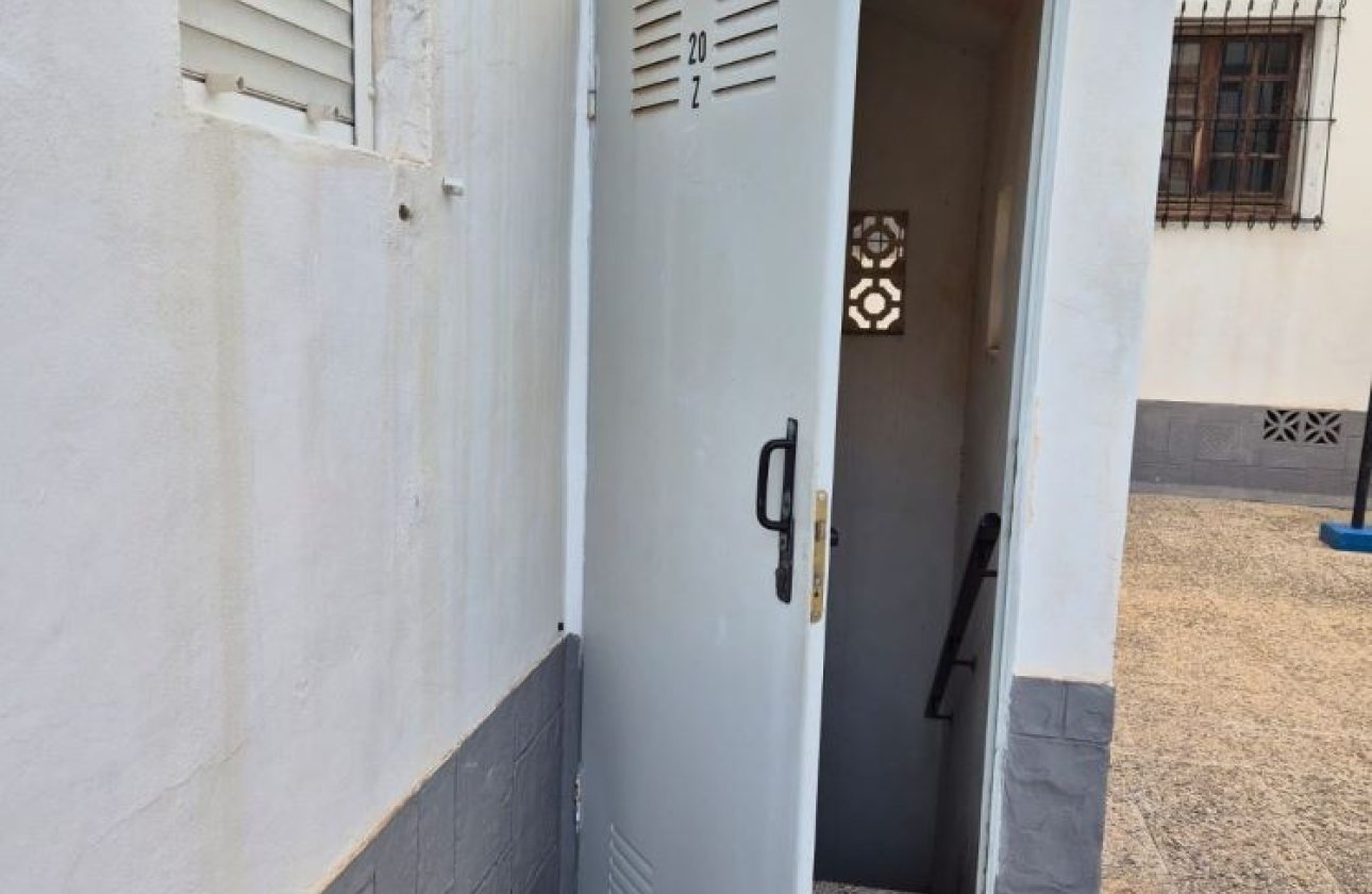 Használt ingatlanok - Apartman / lakás -
Torrevieja - Torrevieja Centro