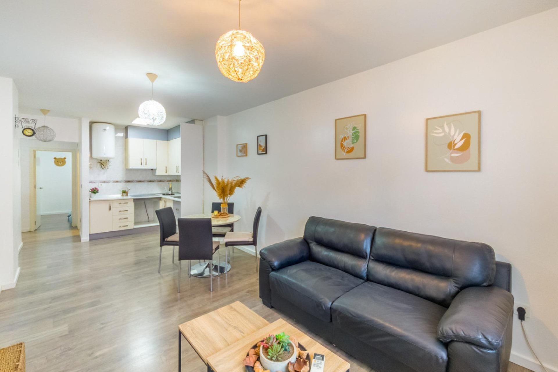 Használt ingatlanok - Apartman / lakás -
Torrevieja - Torrevieja Centro