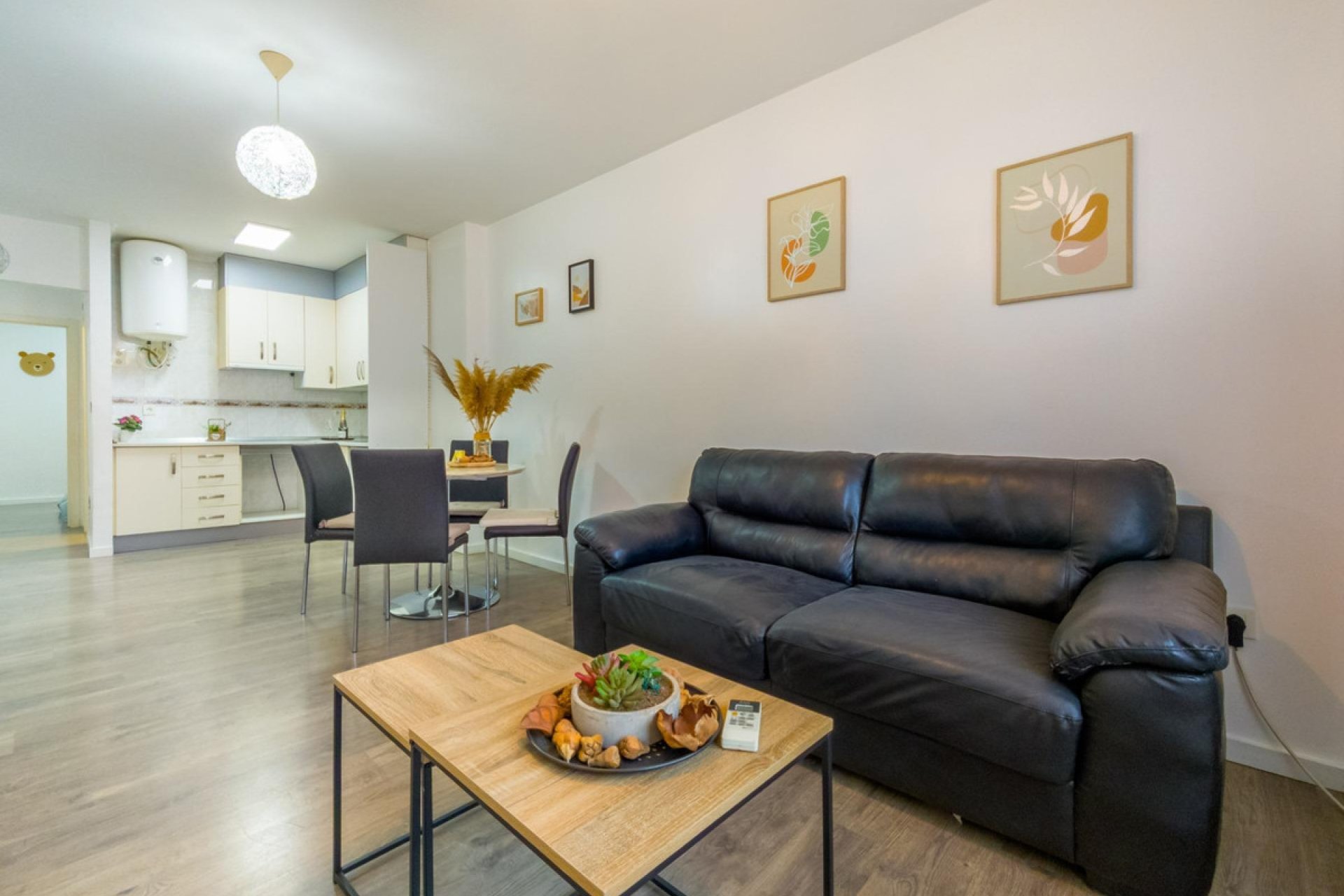 Használt ingatlanok - Apartman / lakás -
Torrevieja - Torrevieja Centro