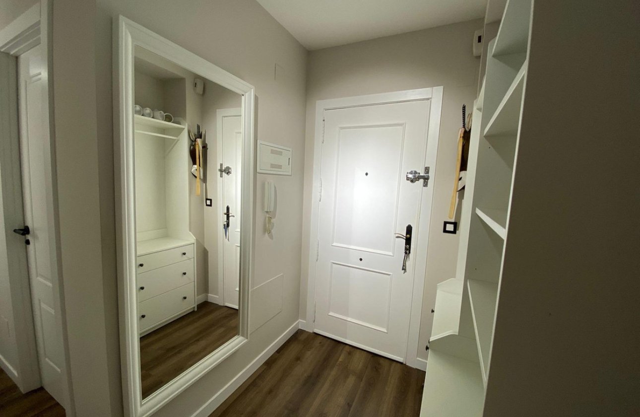 Használt ingatlanok - Apartman / lakás -
Torrevieja - Torrevieja Centro