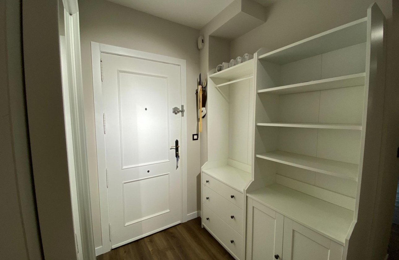 Használt ingatlanok - Apartman / lakás -
Torrevieja - Torrevieja Centro