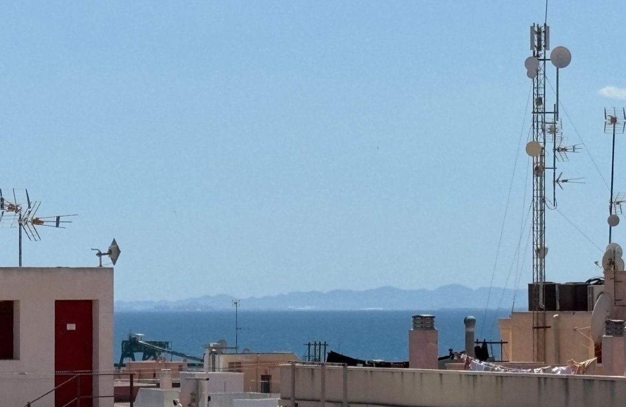 Használt ingatlanok - Apartman / lakás -
Torrevieja - Torrevieja Centro