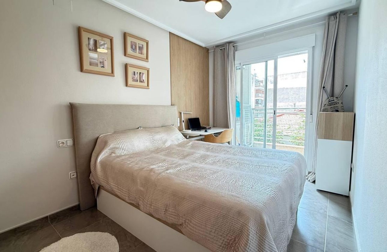Használt ingatlanok - Apartman / lakás -
Torrevieja - Torrevieja Centro