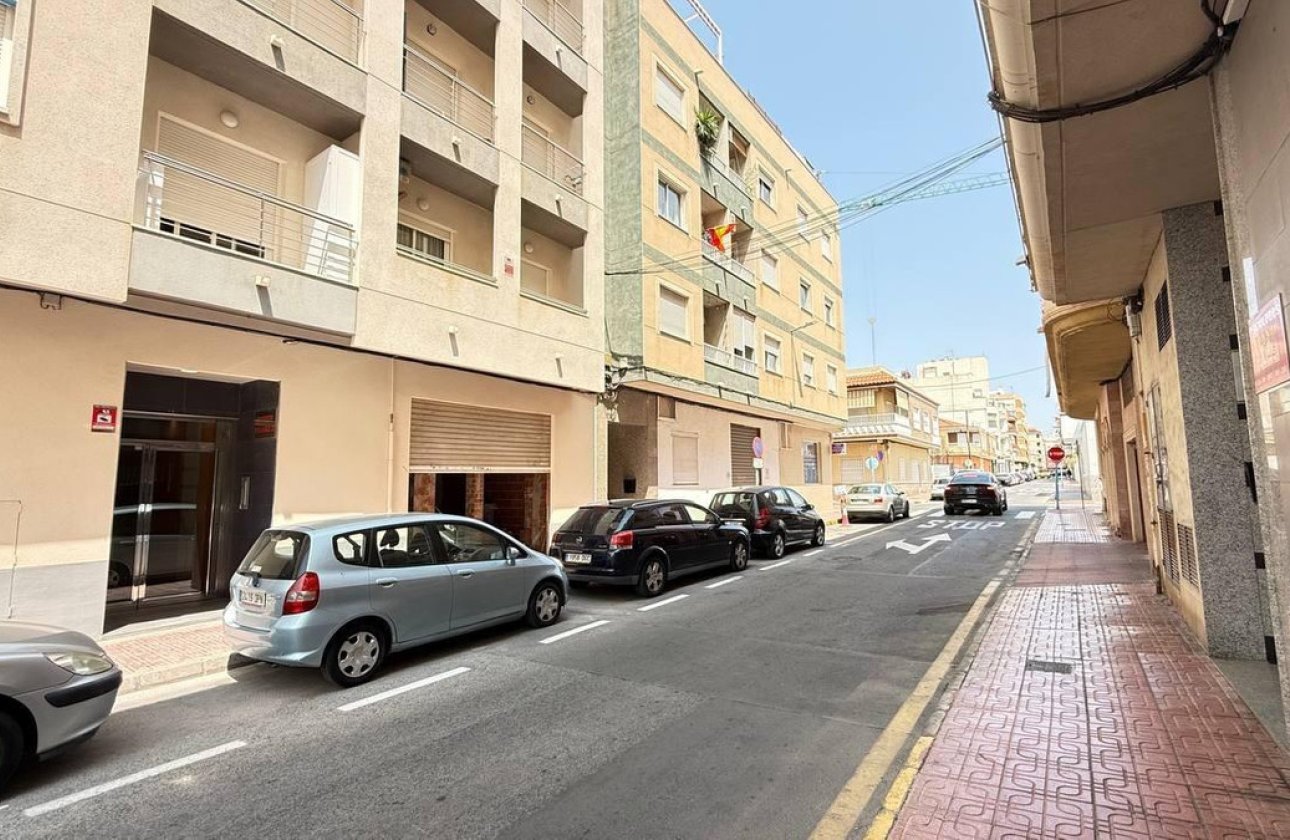 Használt ingatlanok - Apartman / lakás -
Torrevieja - Torrevieja Centro