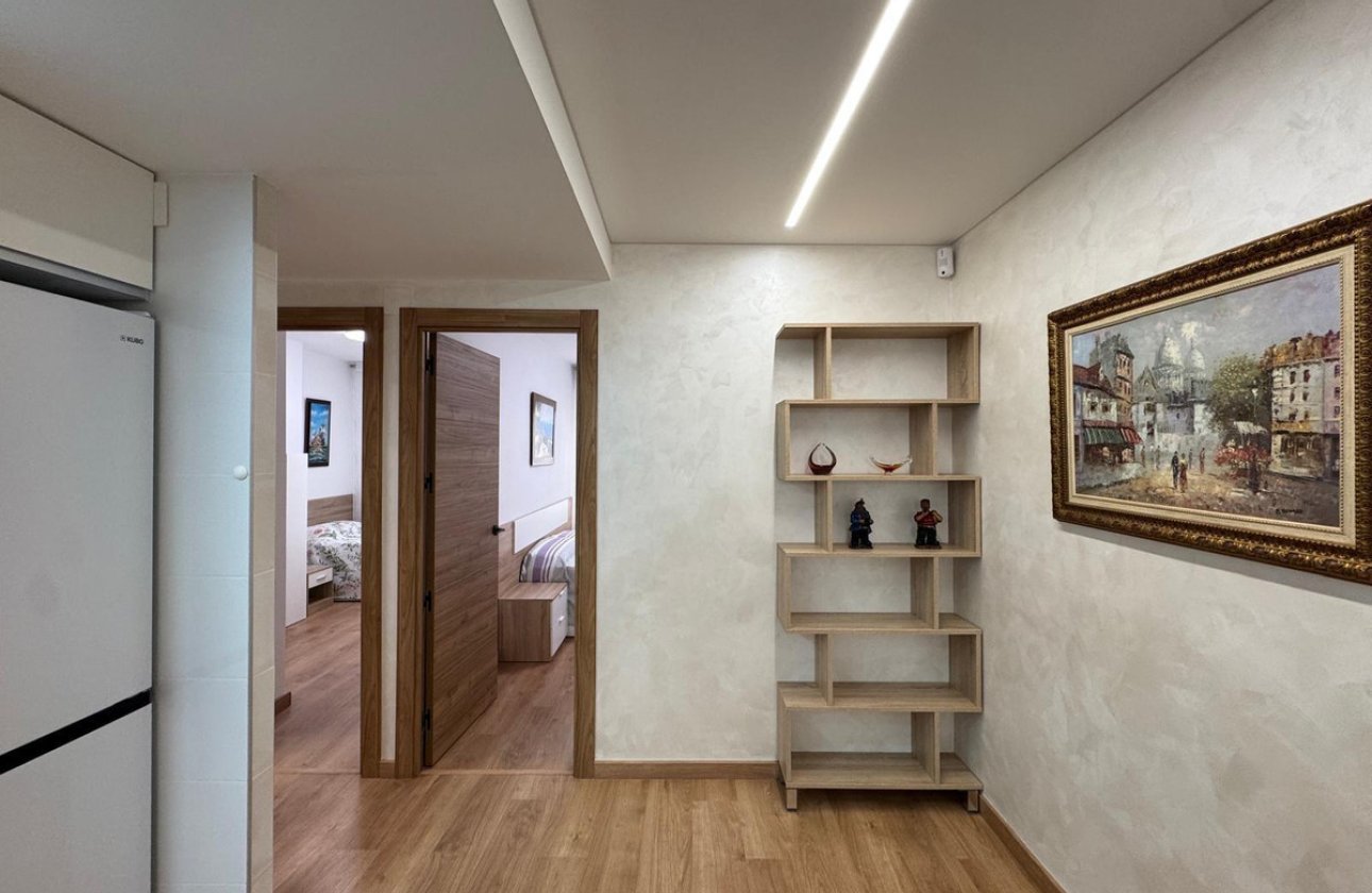 Használt ingatlanok - Apartman / lakás -
Torrevieja - Torrevieja Centro