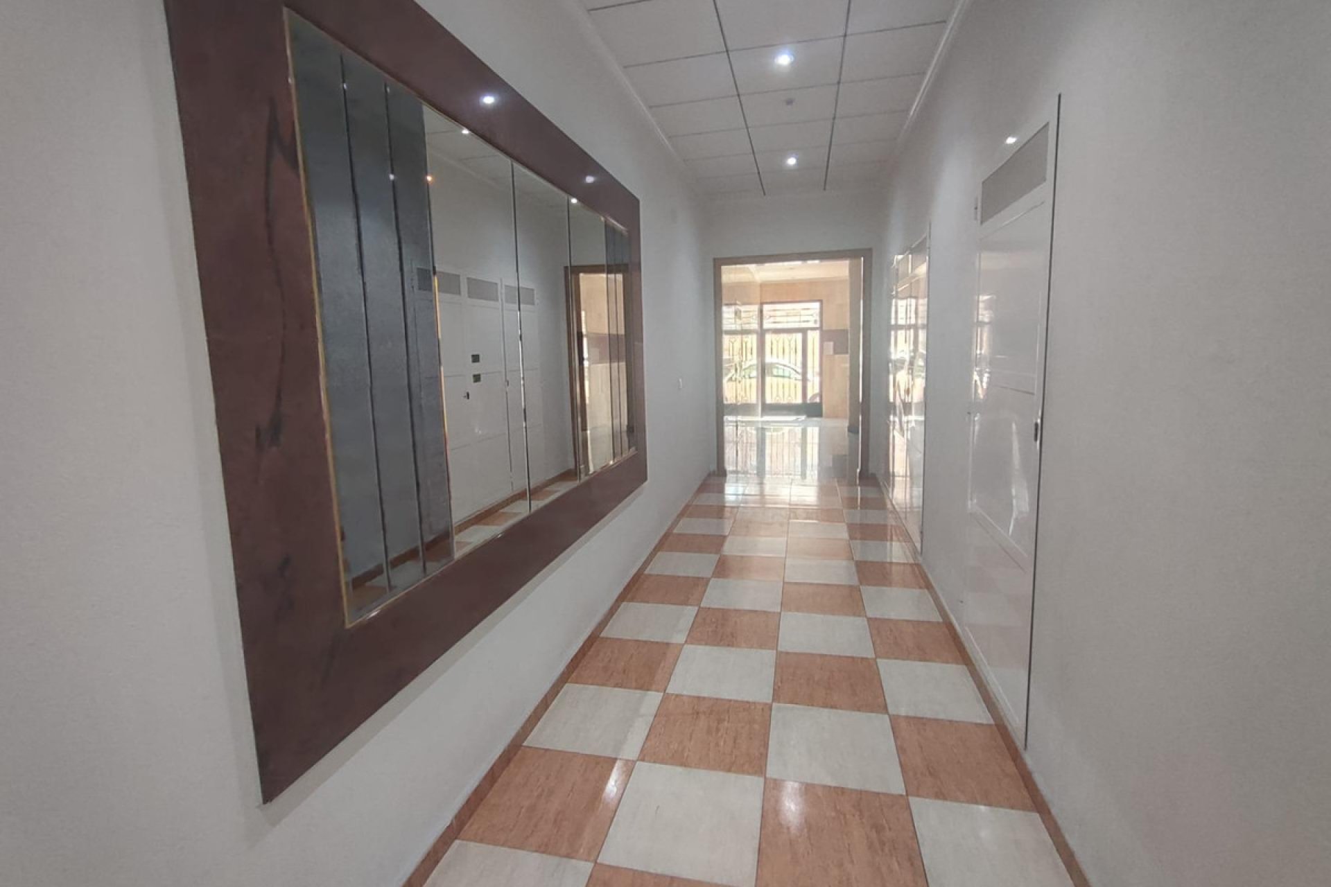 Használt ingatlanok - Apartman / lakás -
Torrevieja - Torrevieja Centro