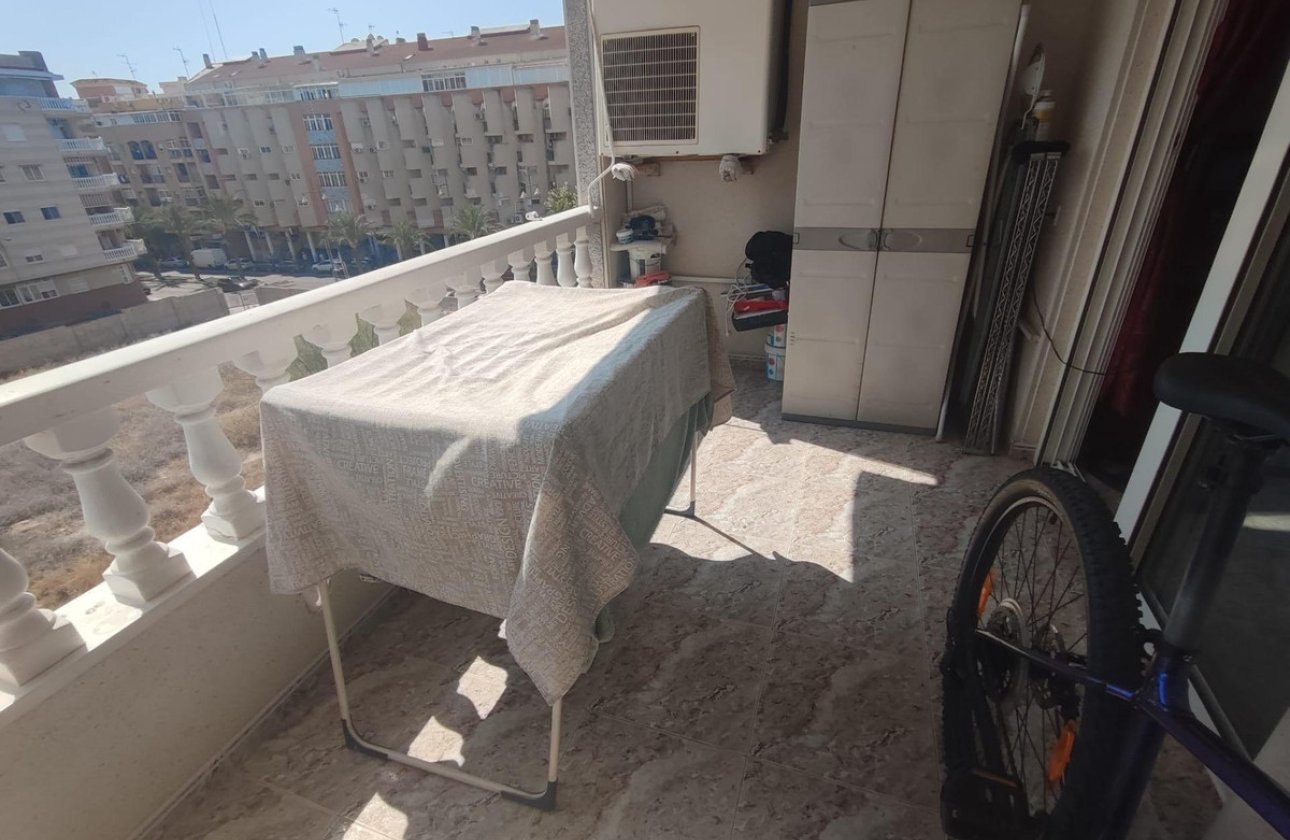 Használt ingatlanok - Apartman / lakás -
Torrevieja - Torrevieja Centro