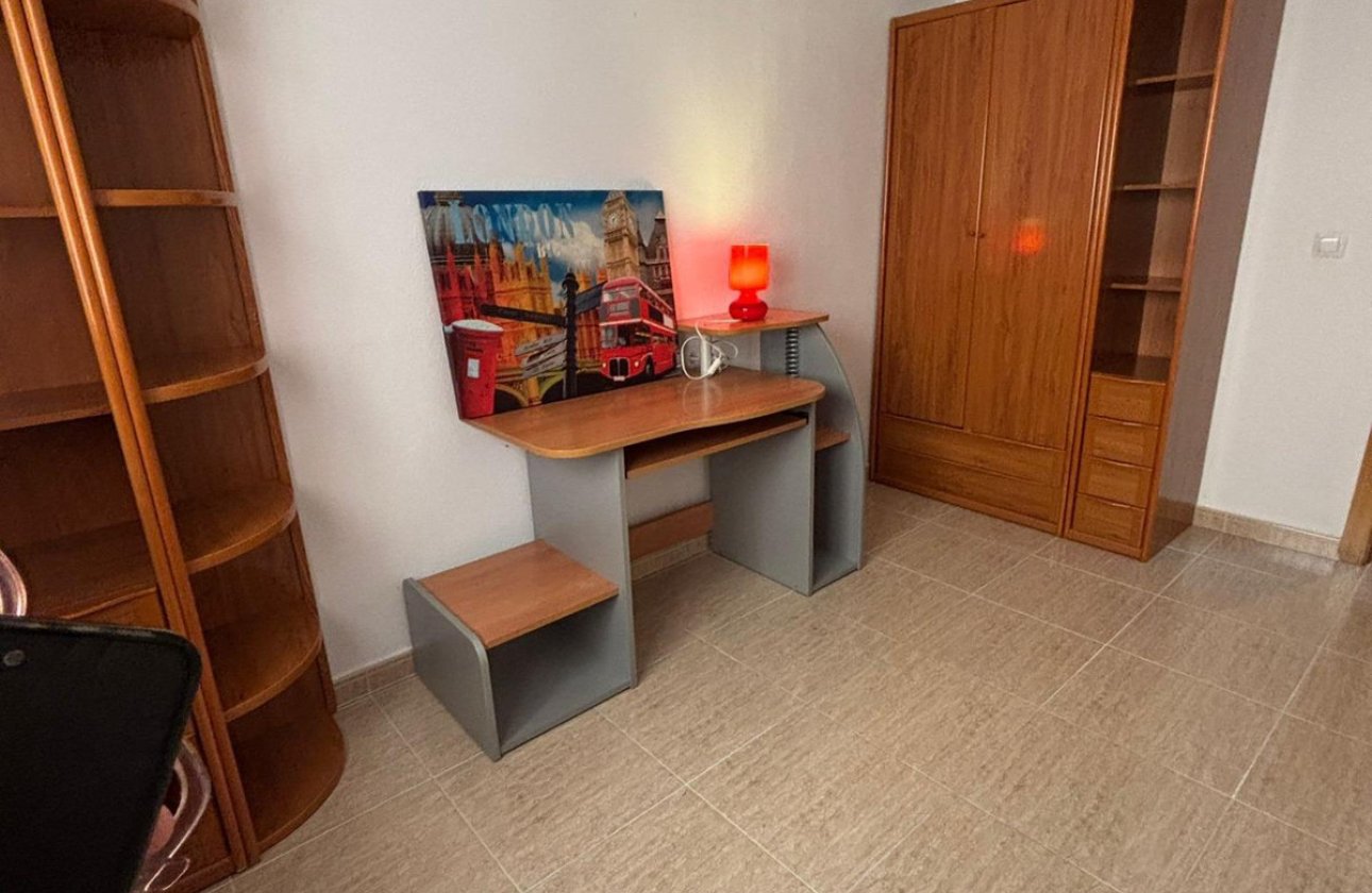 Használt ingatlanok - Apartman / lakás -
Torrevieja - Torrevieja Centro