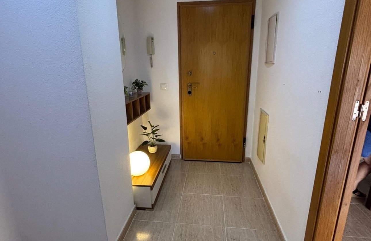 Használt ingatlanok - Apartman / lakás -
Torrevieja - Torrevieja Centro