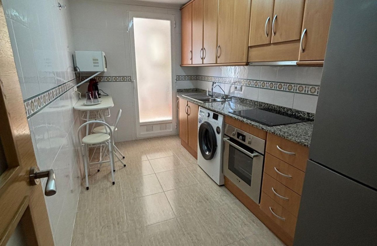 Használt ingatlanok - Apartman / lakás -
Torrevieja - Torrevieja Centro