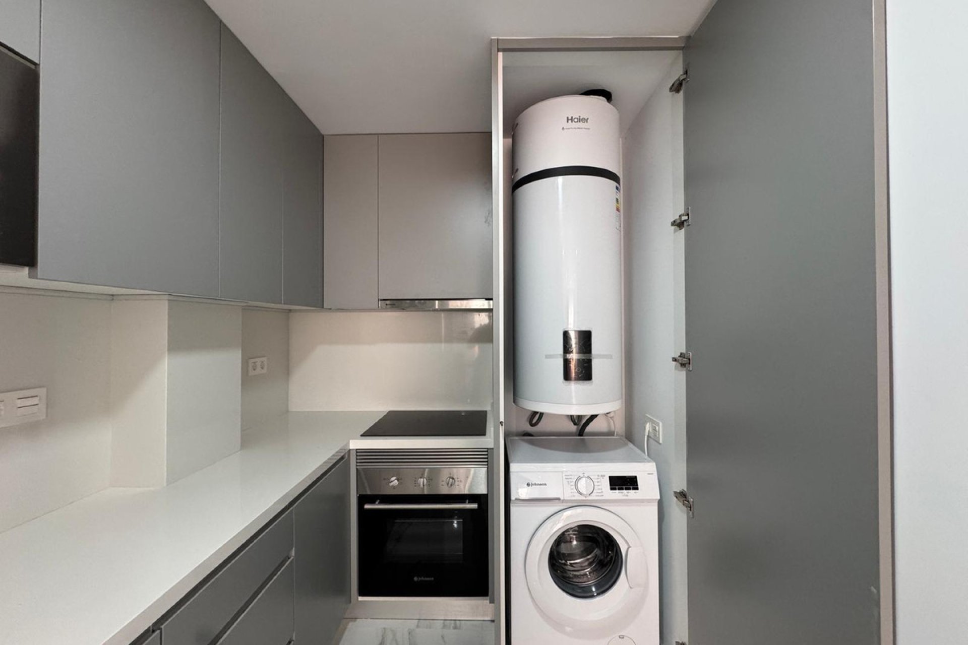 Használt ingatlanok - Apartman / lakás -
Torrevieja - Torrevieja Centro