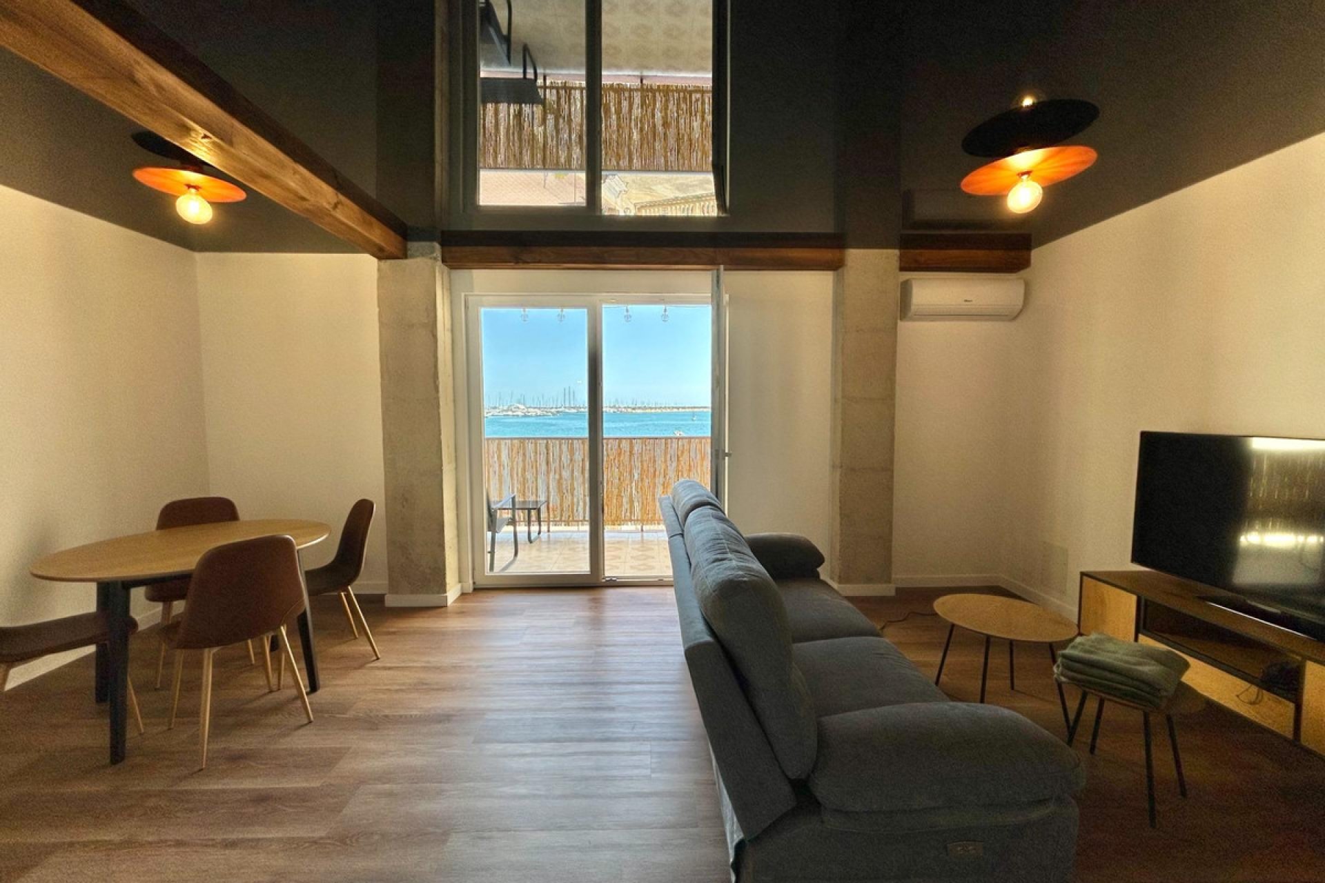 Használt ingatlanok - Apartman / lakás -
Torrevieja - Torrevieja Centro