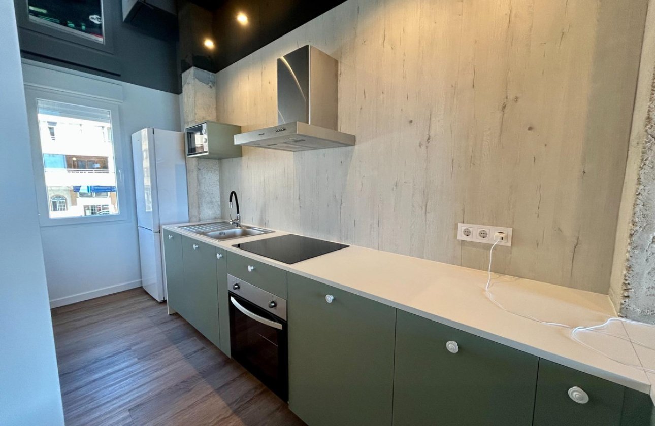 Használt ingatlanok - Apartman / lakás -
Torrevieja - Torrevieja Centro