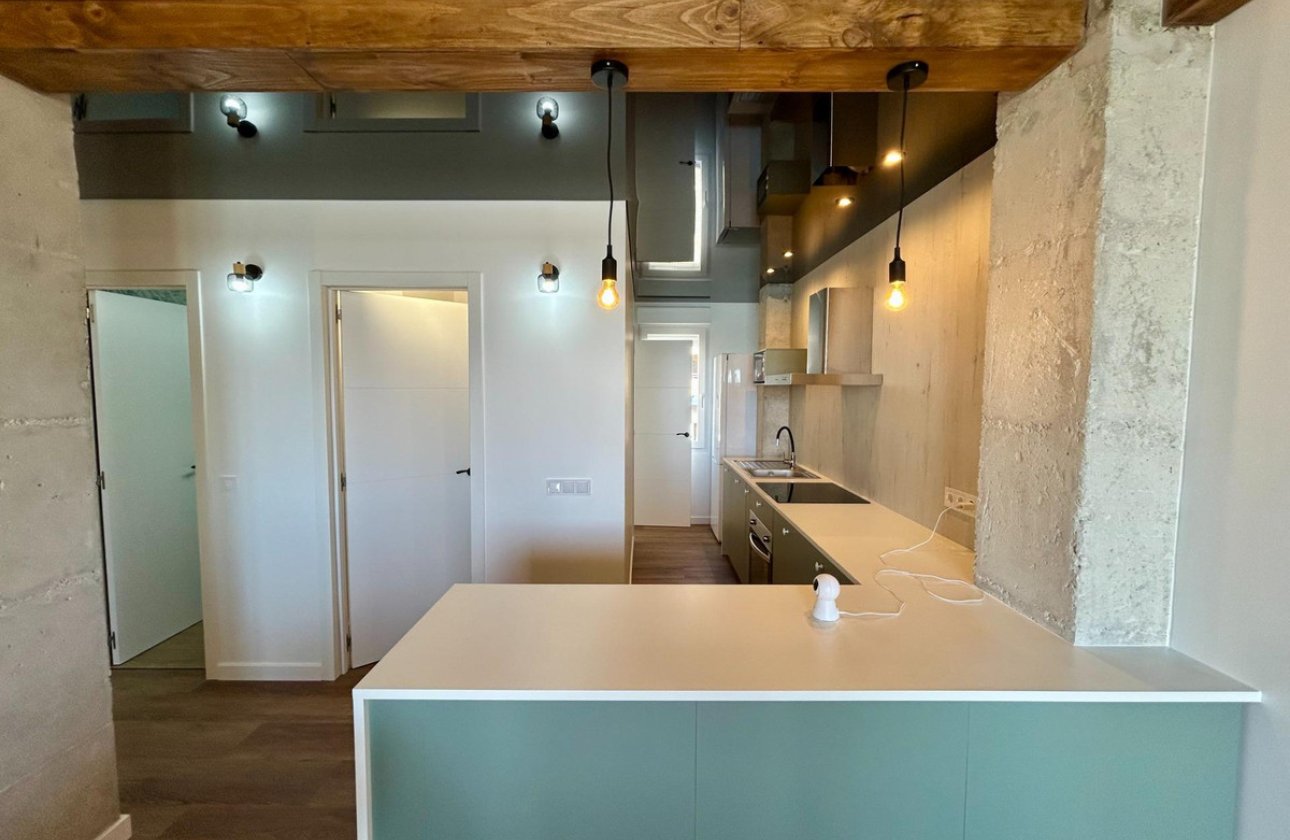 Használt ingatlanok - Apartman / lakás -
Torrevieja - Torrevieja Centro