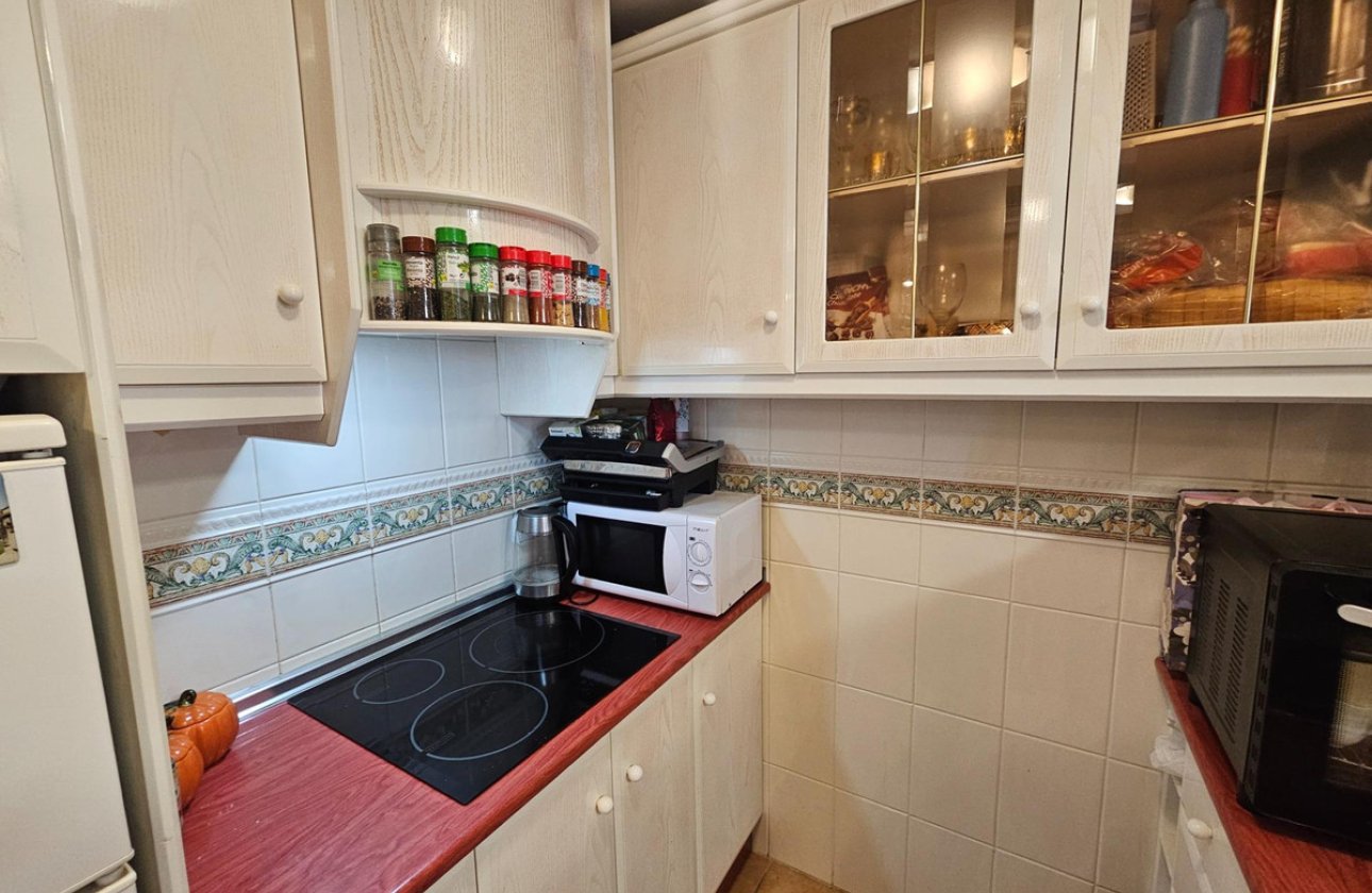 Használt ingatlanok - Apartman / lakás -
Torrevieja - Torrevieja Centro