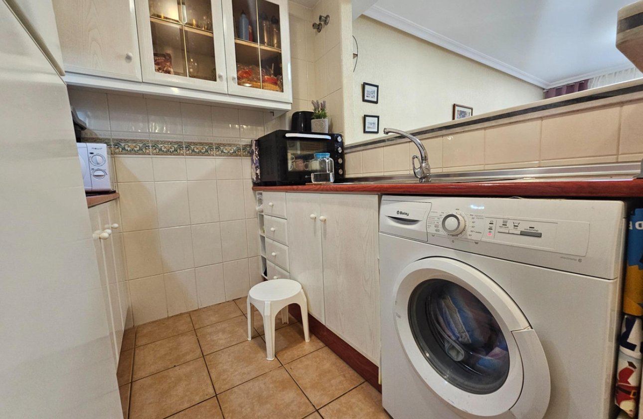 Használt ingatlanok - Apartman / lakás -
Torrevieja - Torrevieja Centro