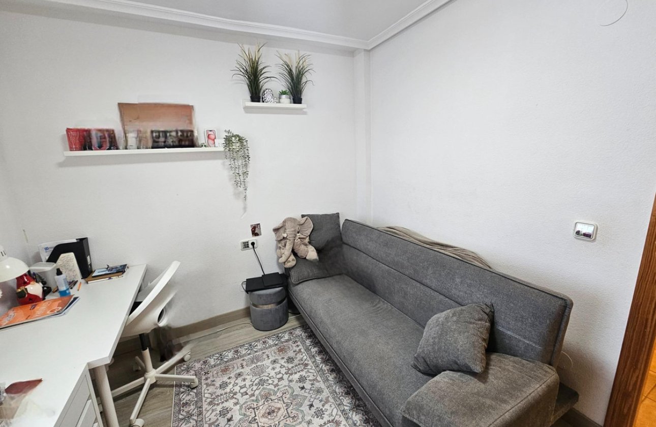 Használt ingatlanok - Apartman / lakás -
Torrevieja - Torrevieja Centro