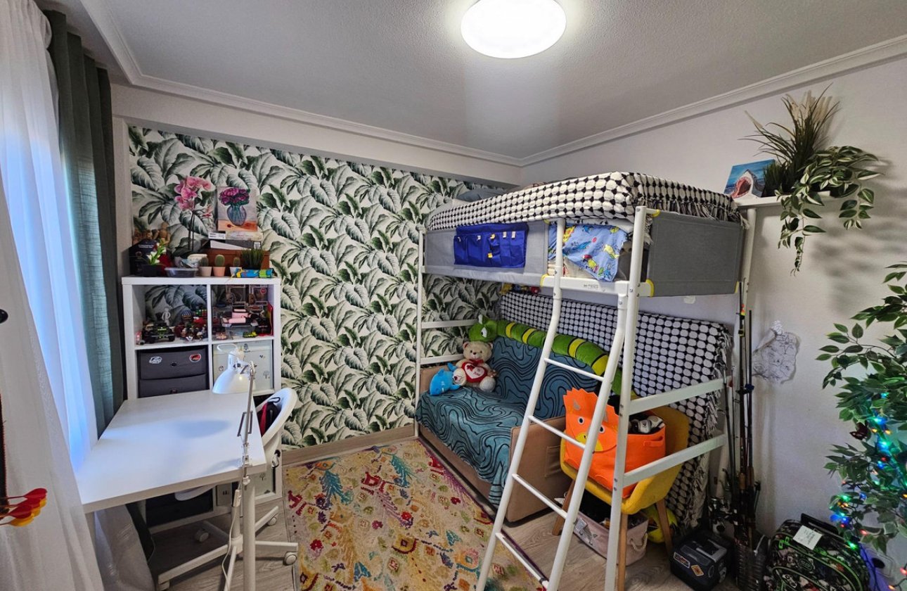 Használt ingatlanok - Apartman / lakás -
Torrevieja - Torrevieja Centro