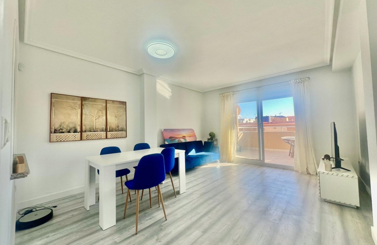 Használt ingatlanok - Apartman / lakás -
Torrevieja - Torrevieja Centro