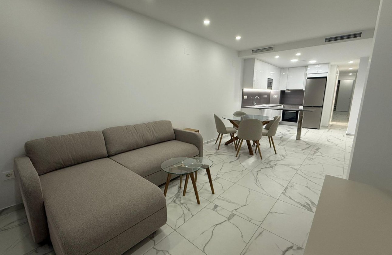 Használt ingatlanok - Apartman / lakás -
Torrevieja - Torrevieja Centro