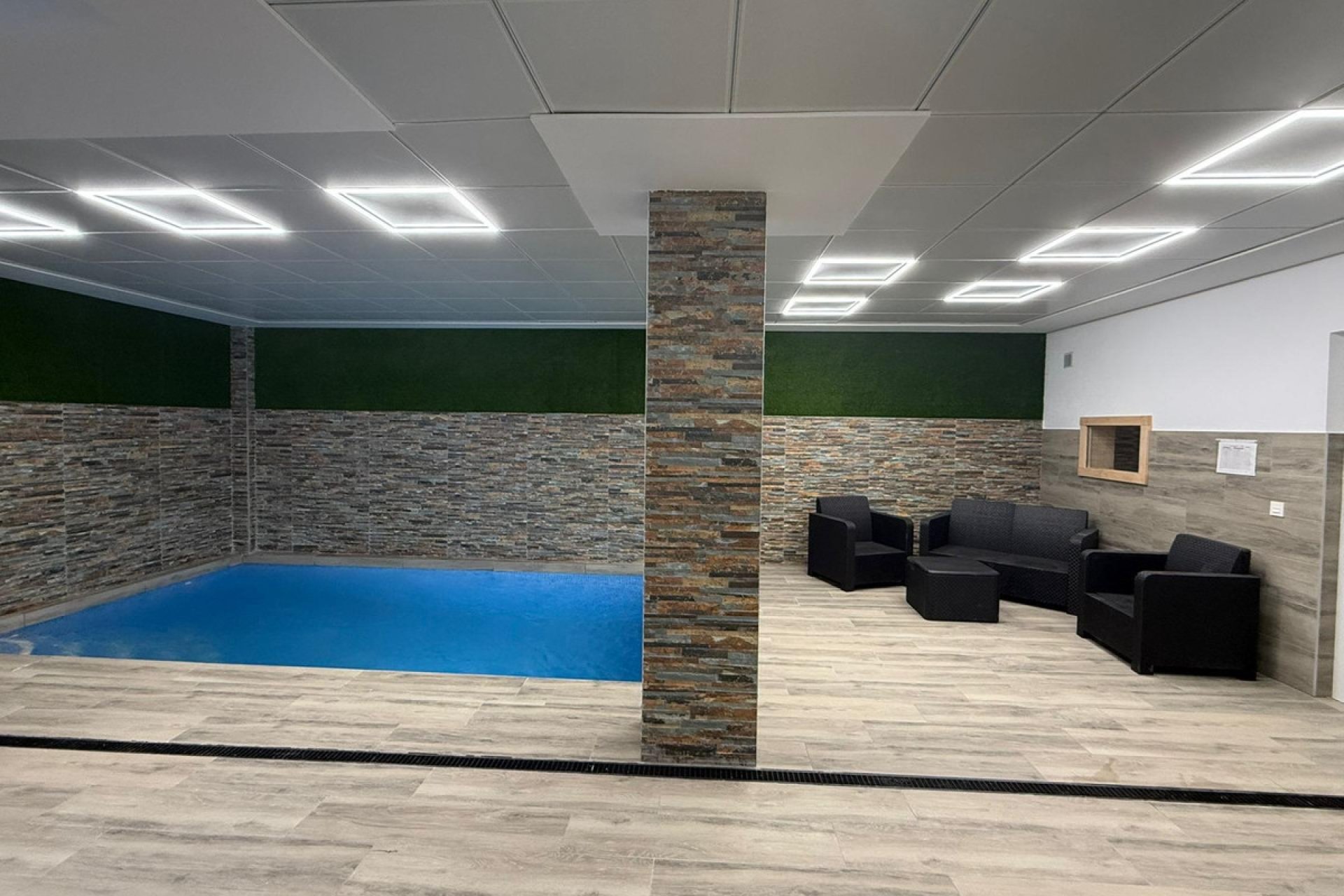 Használt ingatlanok - Apartman / lakás -
Torrevieja - Torrevieja Centro