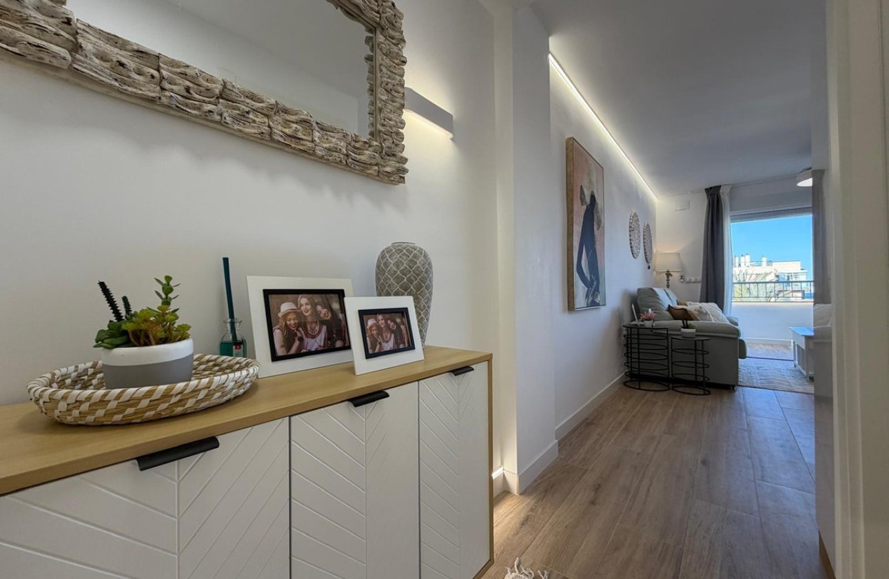 Használt ingatlanok - Apartman / lakás -
Torrevieja - Torrevieja Centro