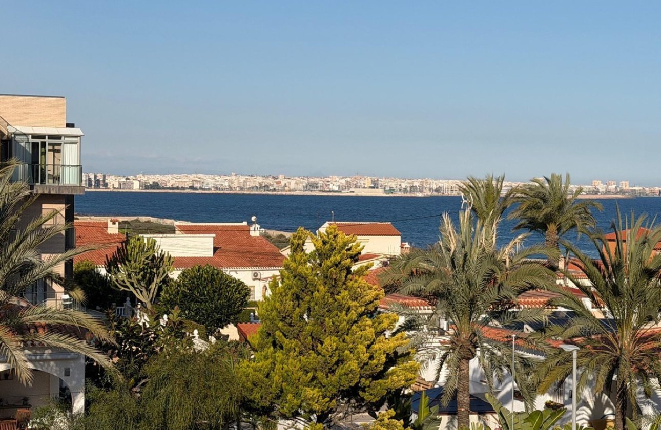 Használt ingatlanok - Apartman / lakás -
Torrevieja - Torrevieja Centro